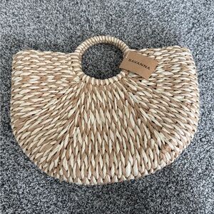 Straw purse! Perfect for tropical or southern vacation
